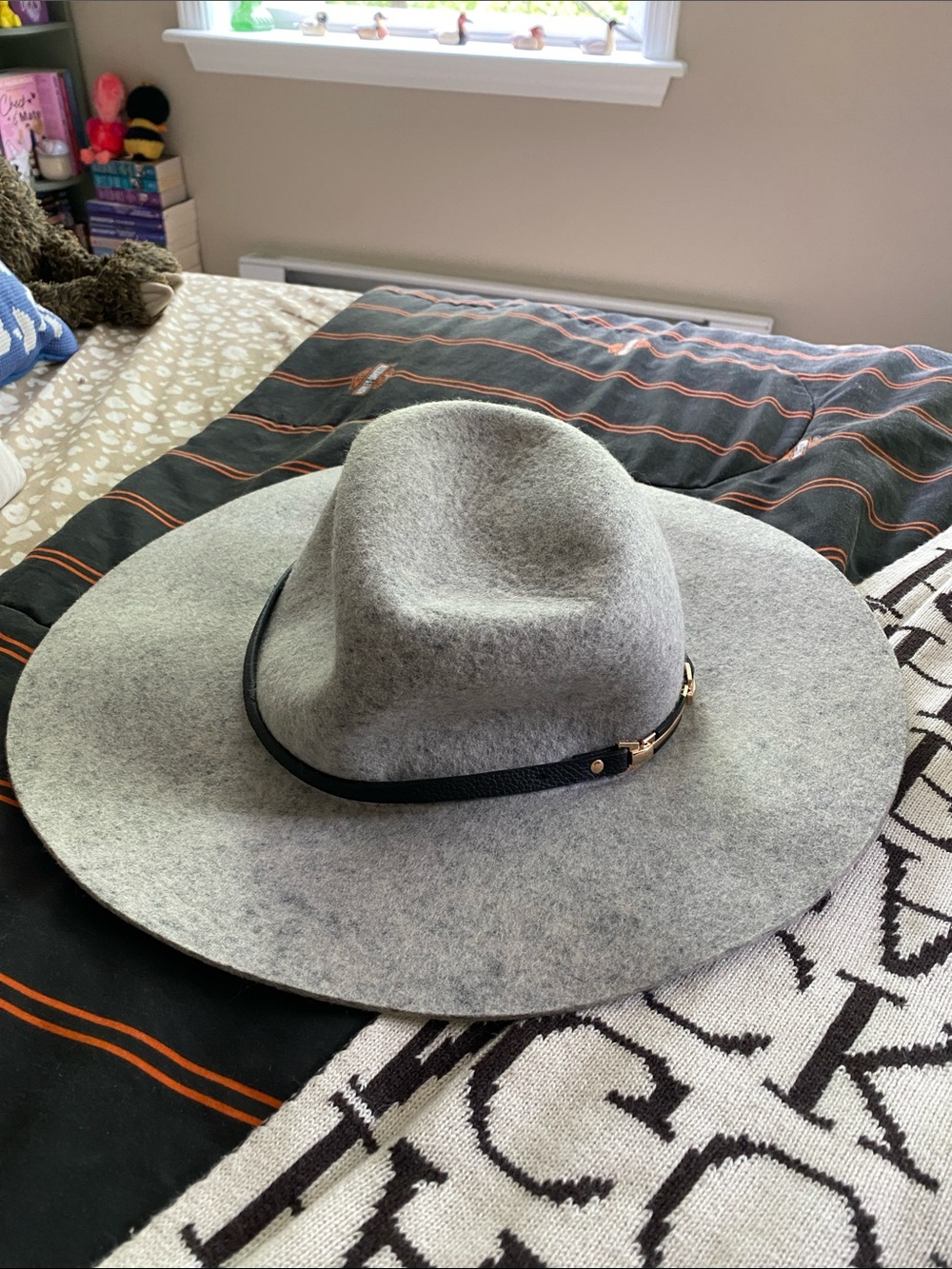 House of Harlow 1960 Wide Brim Felt Fedora - Gray with Black Band